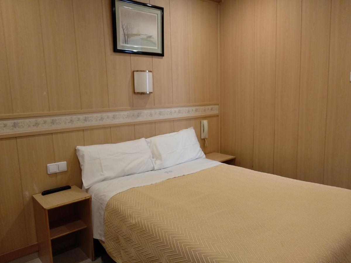 Pension Venecia Salou Esterno foto